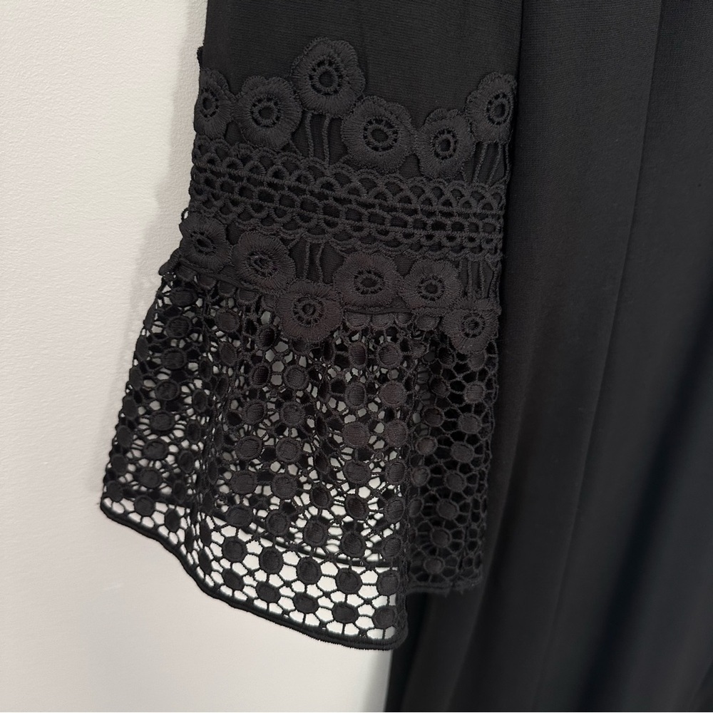 Talbots 10 Sheath Dress Black Ponte Fabric Crochet Bell Sleeve Cocktail Formal - Picture 4 of 12